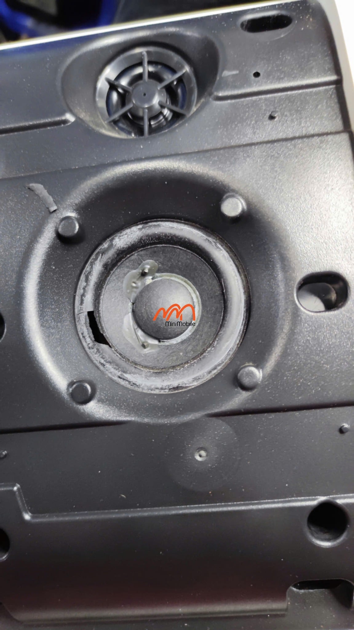 Ảnh minh họa Thay Pin Loa Braven 2300 1