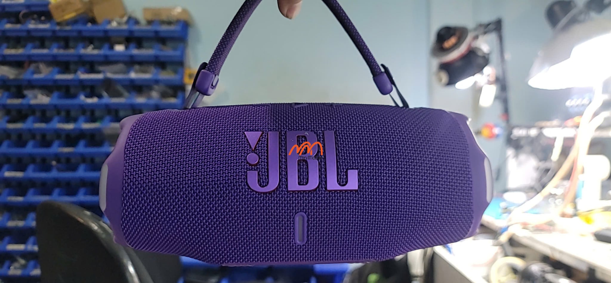 Ảnh minh họa Thay Pin Loa JBL Charge 6 3