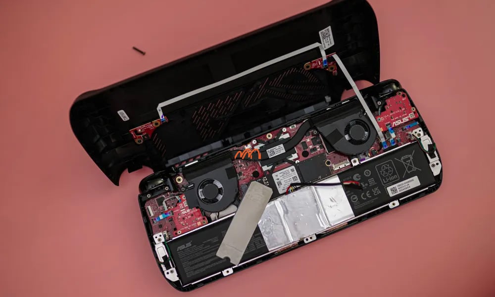 Ảnh minh họa Thay Pin Máy Chơi Game ASUS ROG Ally X 3