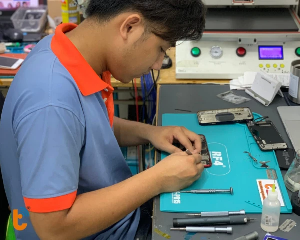 Ảnh minh họa Thay pin REXON iPhone 12 | 12 Pro | 12 Pro Max 1