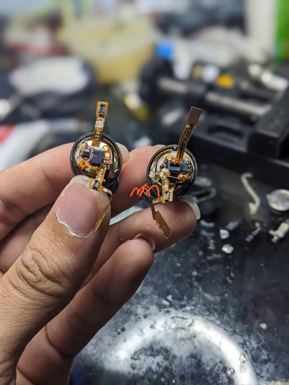 Ảnh minh họa Thay Pin Tai Nghe Huawei Freebuds 4i 2