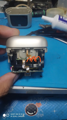  Thay pin tai nghe JBL Tour Pro 3 