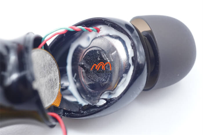 Ảnh minh họa Thay Pin Tai Nghe UGREEN Hitune X6 / X5 2