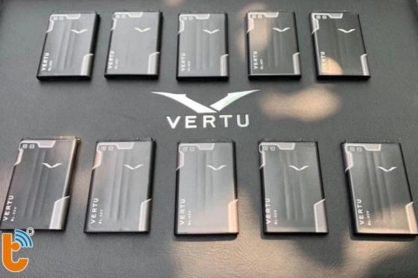 Ảnh minh họa Thay pin Vertu chính hãng 3