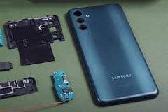  Thay vỏ Samsung Galaxy A04s 