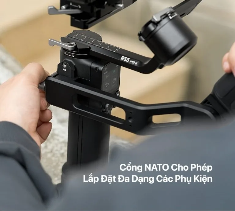 Ảnh minh họa Thiết bị cầm tay chống rung cho camera DJI RS 3 Mini 3