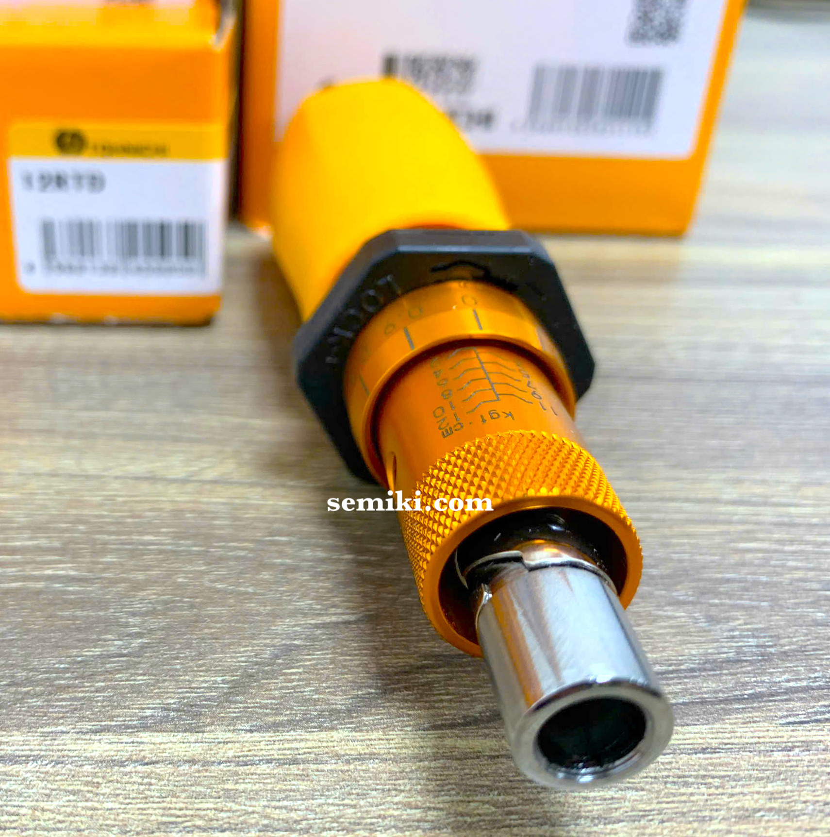 Ảnh minh họa TOHNICHI 12RTD tua vít định lực 2-12 kgf.cm, 1/4″ Hex 2
