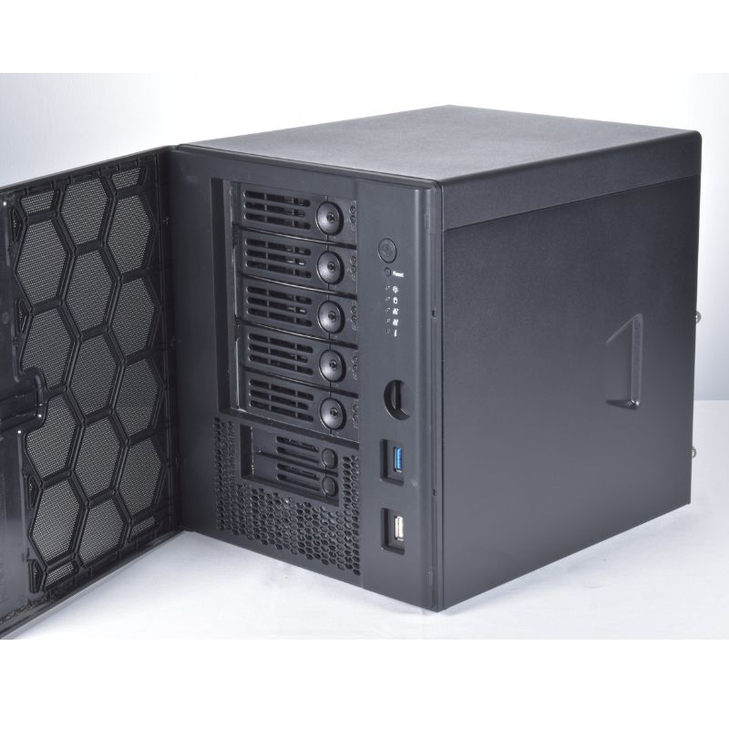 Ảnh minh họa TrueNas Mini X+ 1