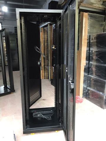Tủ Rack 32U HNR-32U1000