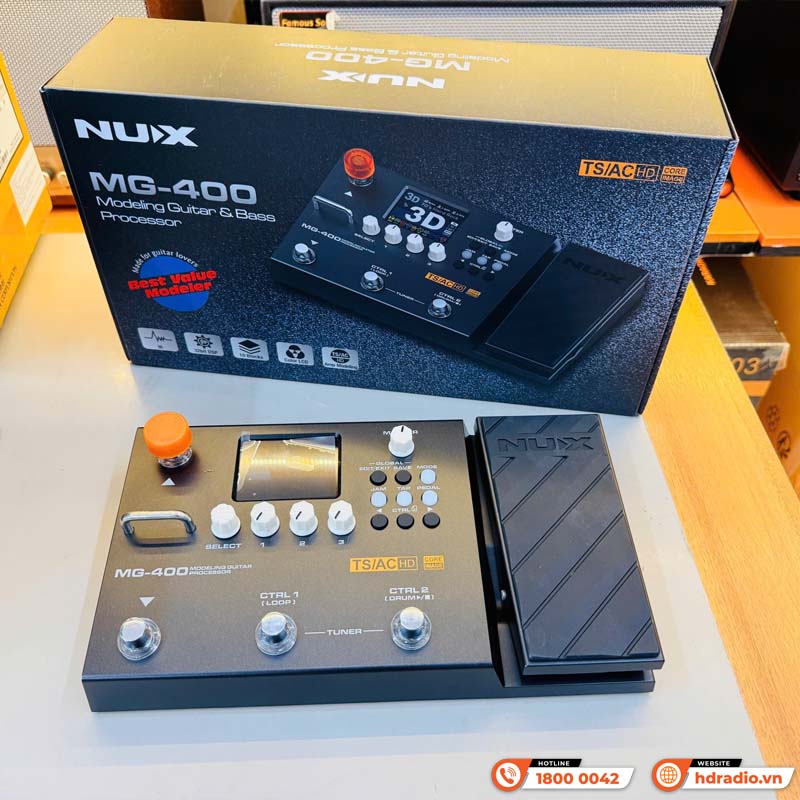 Ảnh minh họa Phơ Guitar Nux MG-400, 10 khối tín hiệu độc lập, độ phân giải IR 512 mẫu, AUX IN, USB 2