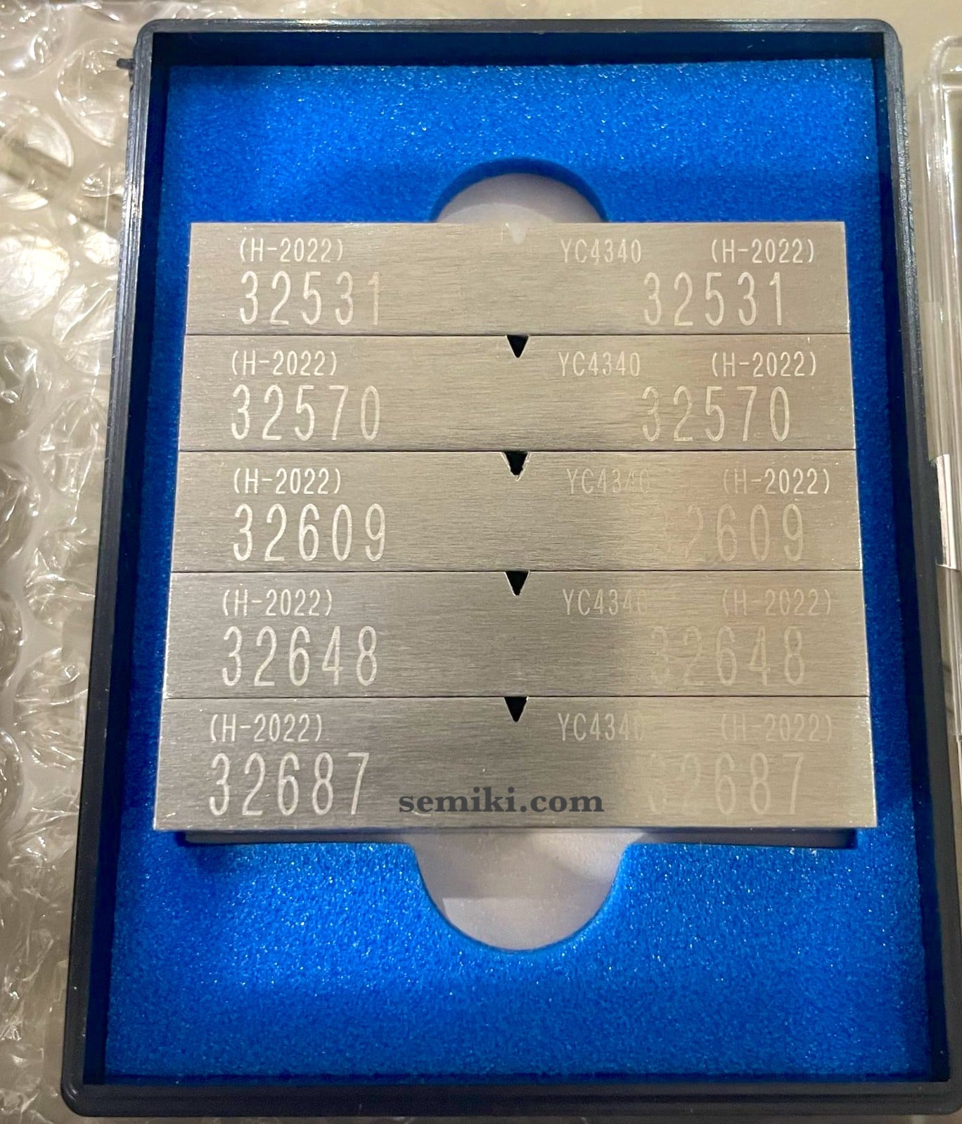 Ảnh minh họa YAMAMOTO Charpy V-Notch Test Blocks mẫu chuẩn độ bền va đập Charpy 2