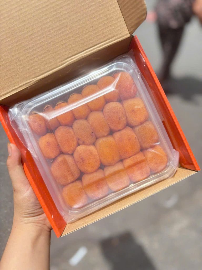 Hồng treo gió (Hộp 500gr)