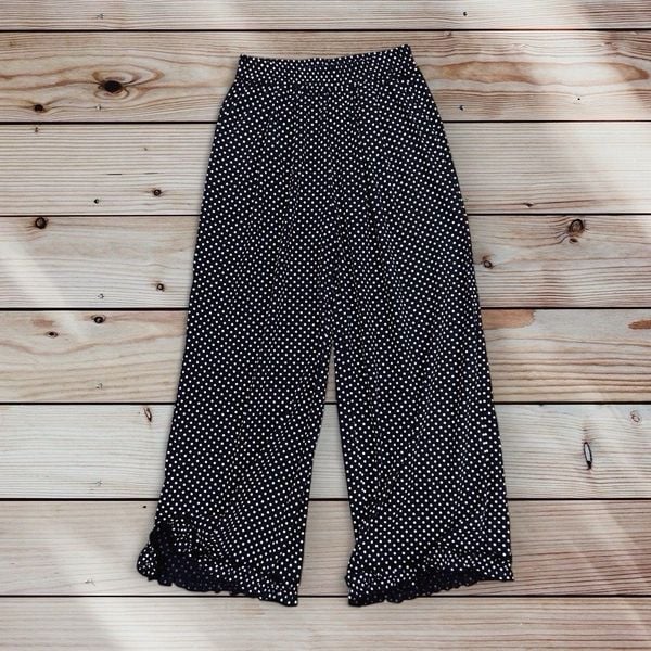  Q350- Quần Cotton Ống Rộng Chấm Bi 