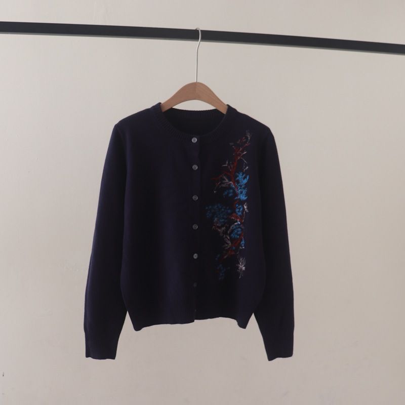  A752-Áo Len Dệt Kim Cardigan Thêu Hoa Lá Mùa Thu 