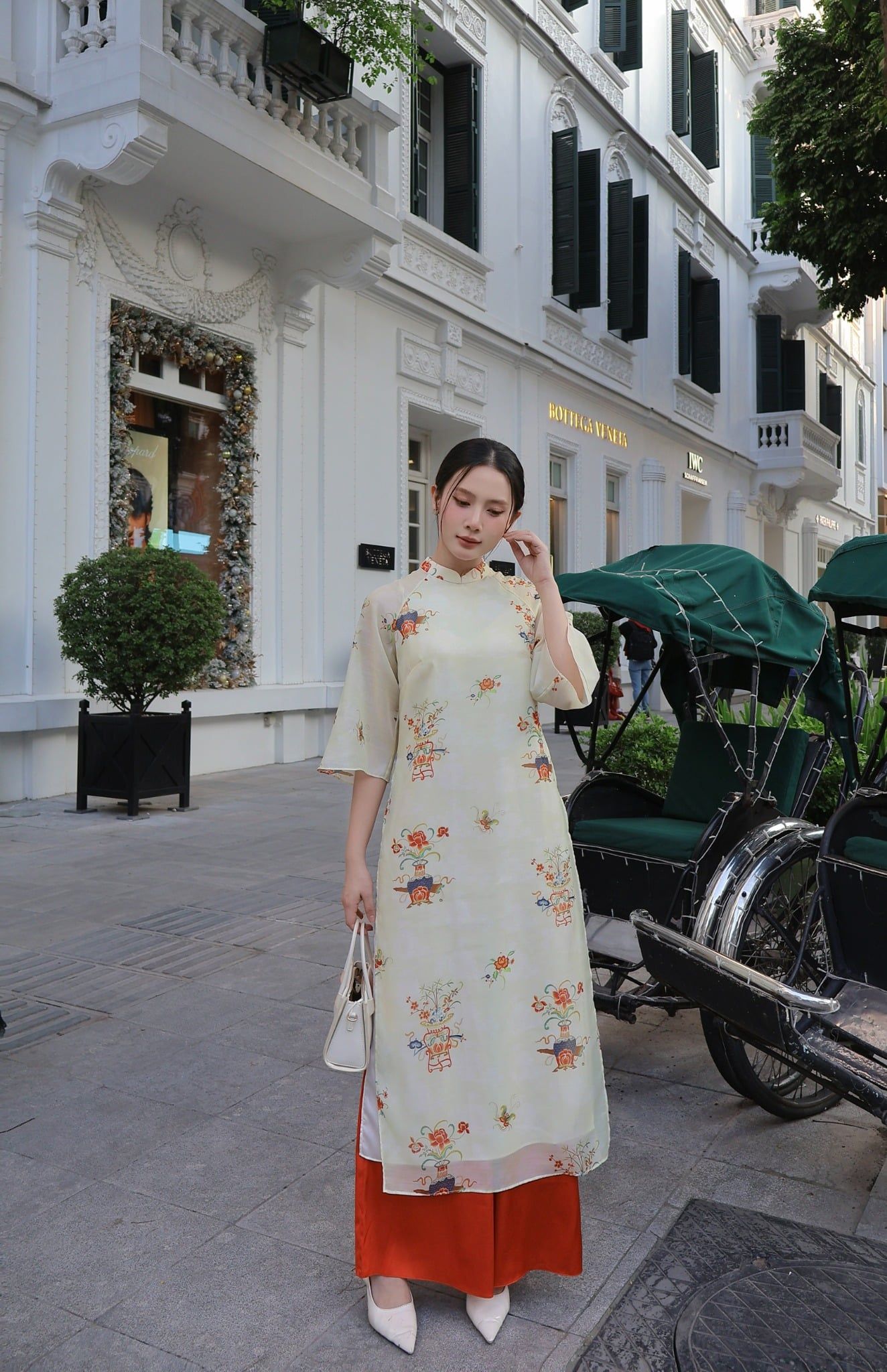  AD07-Áo Dài Tứ Hoa 