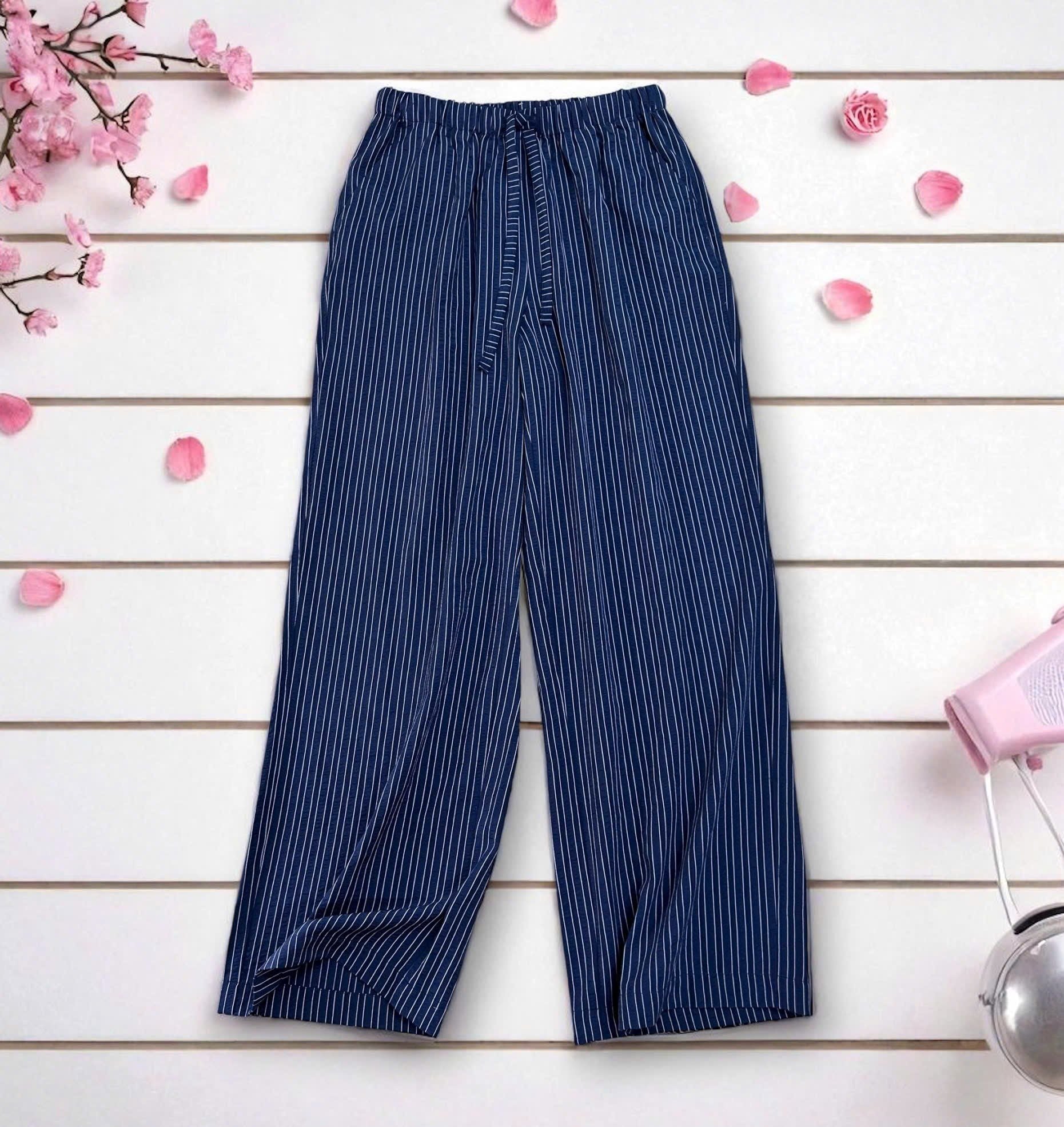  Q345- Quần Sọc Ống Suông 