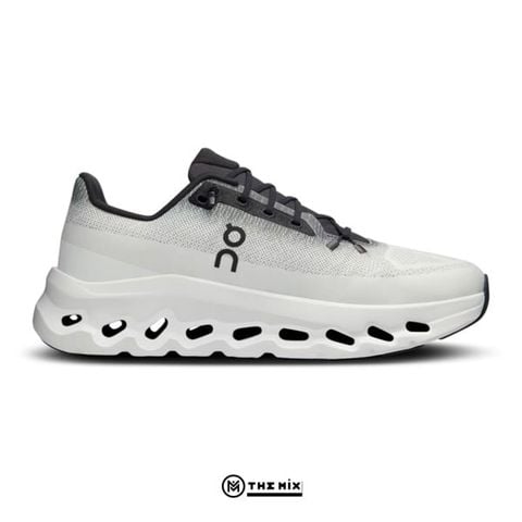 On Running Cloudtilt Black Ivory