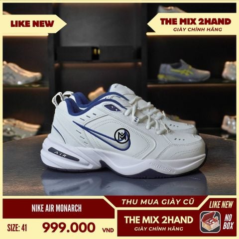 Nike Air Monarch IV - Size 41
