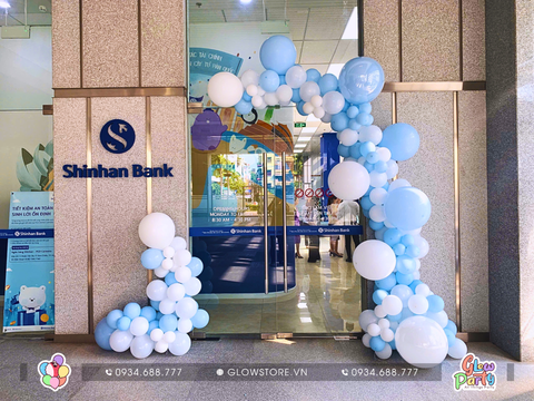 Gói trang trí khai trương phòng giao dịch ngân hàng Shinhan Bank