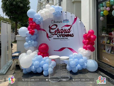 trang-tri-backdrop-bong-bong-khai-truong-tron-goi