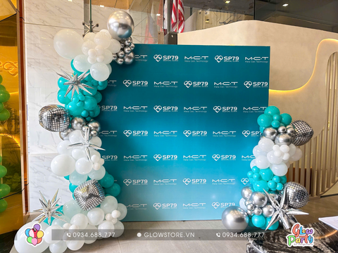 trang-tri-background-bong-bong-sinh-nhat-don-gian-tron-goi