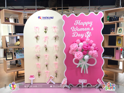 Backdrop ngày phụ nữ 2,5 x 2,4m cùng hoa bóng tại Thiên Long