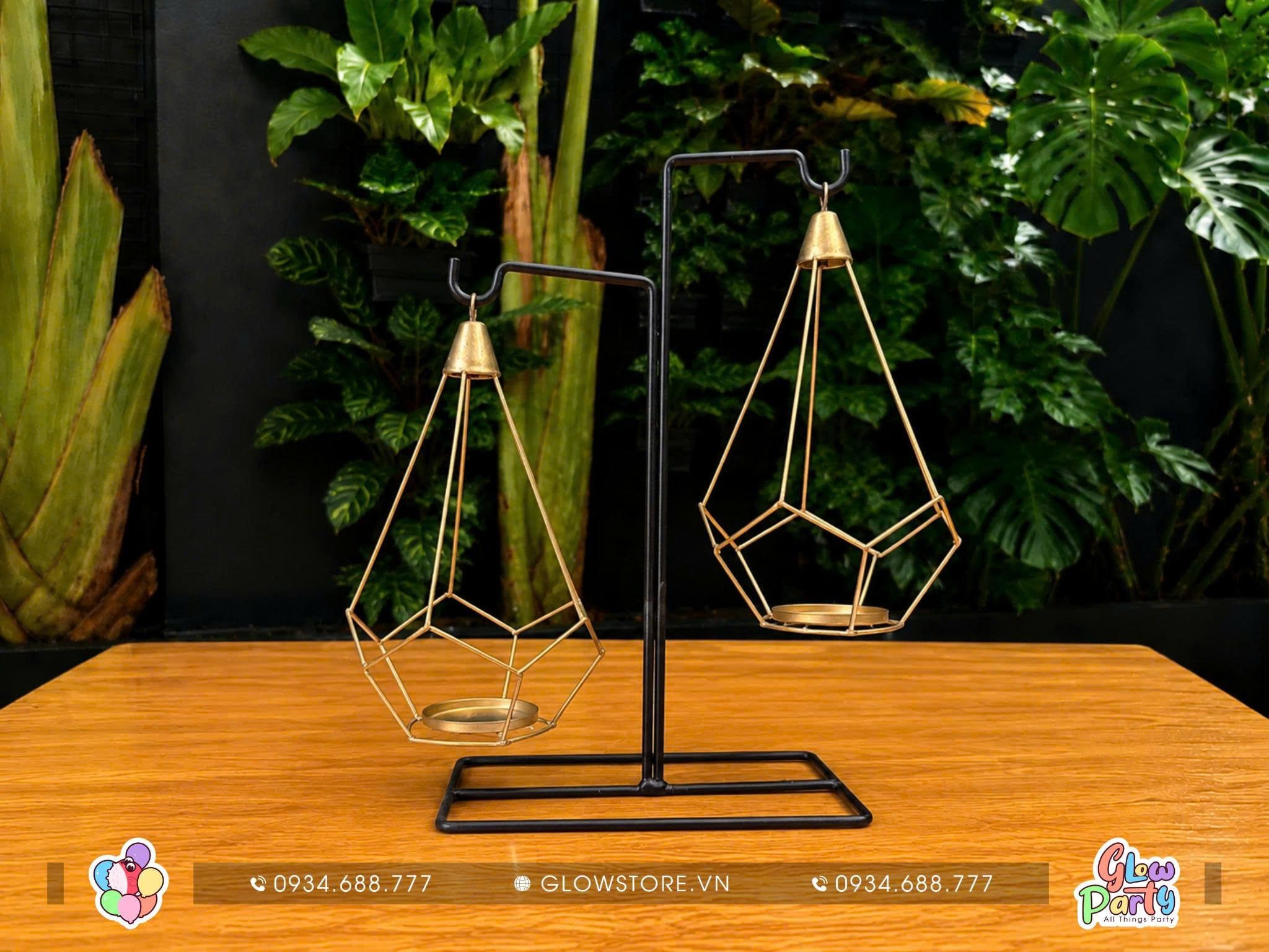 Thuê Cặp Đế Nến Treo - Vàng Gold