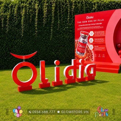 Chữ mô hình khối 3D - Trang trí sự kiện doanh nghiệp nhãn hàng Olidia tạo Chloe Gallery