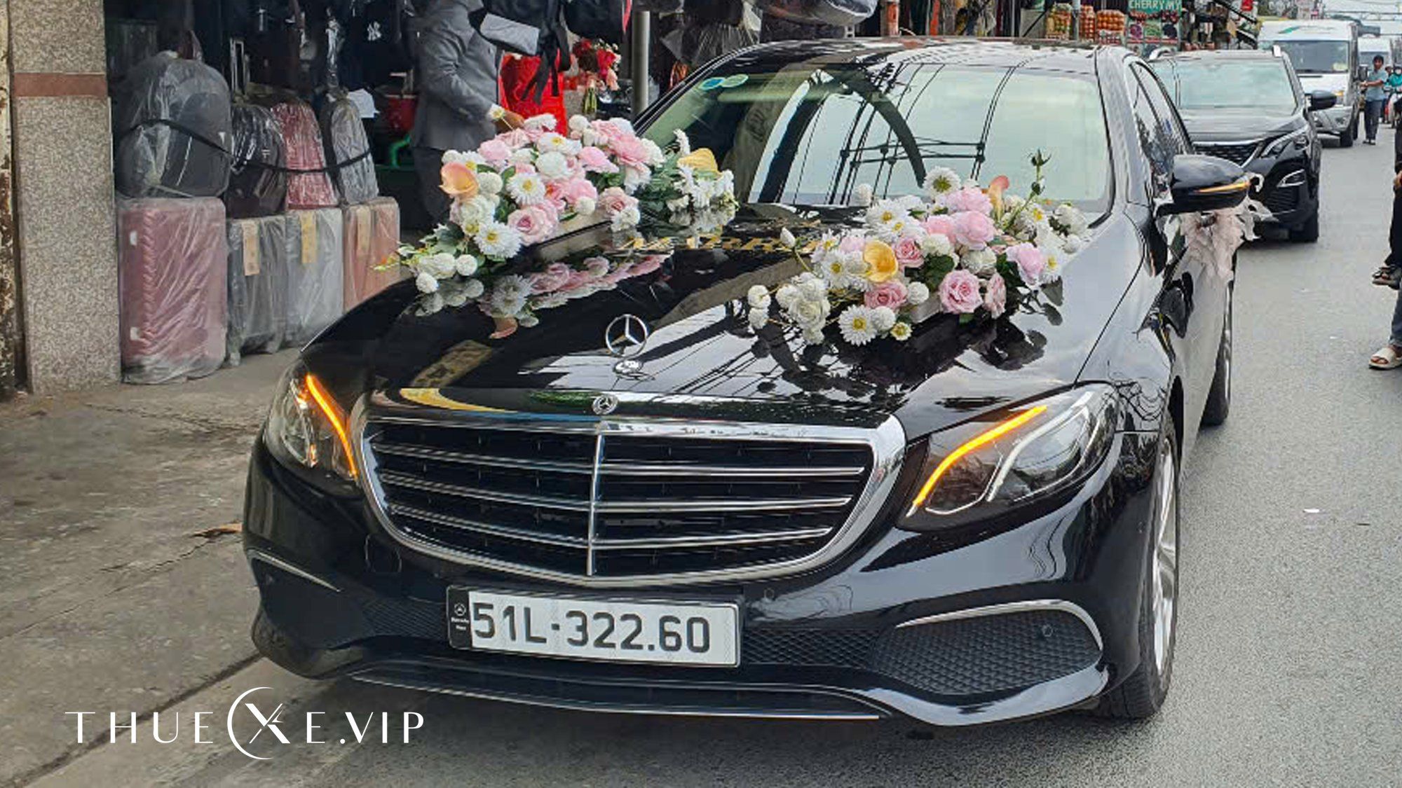 MERCEDES E250 ĐEN - WD