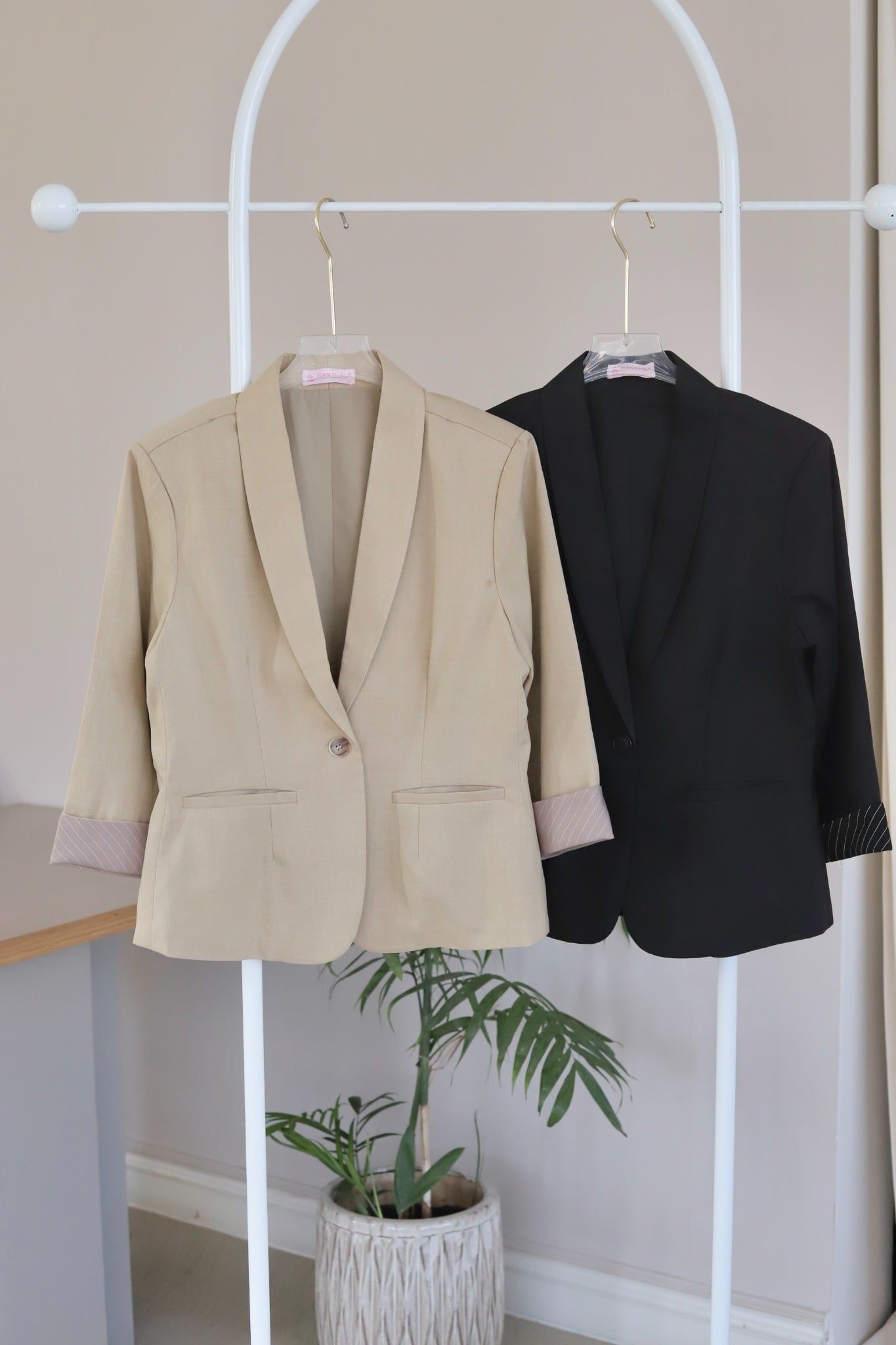  ÁO VEST 5550 