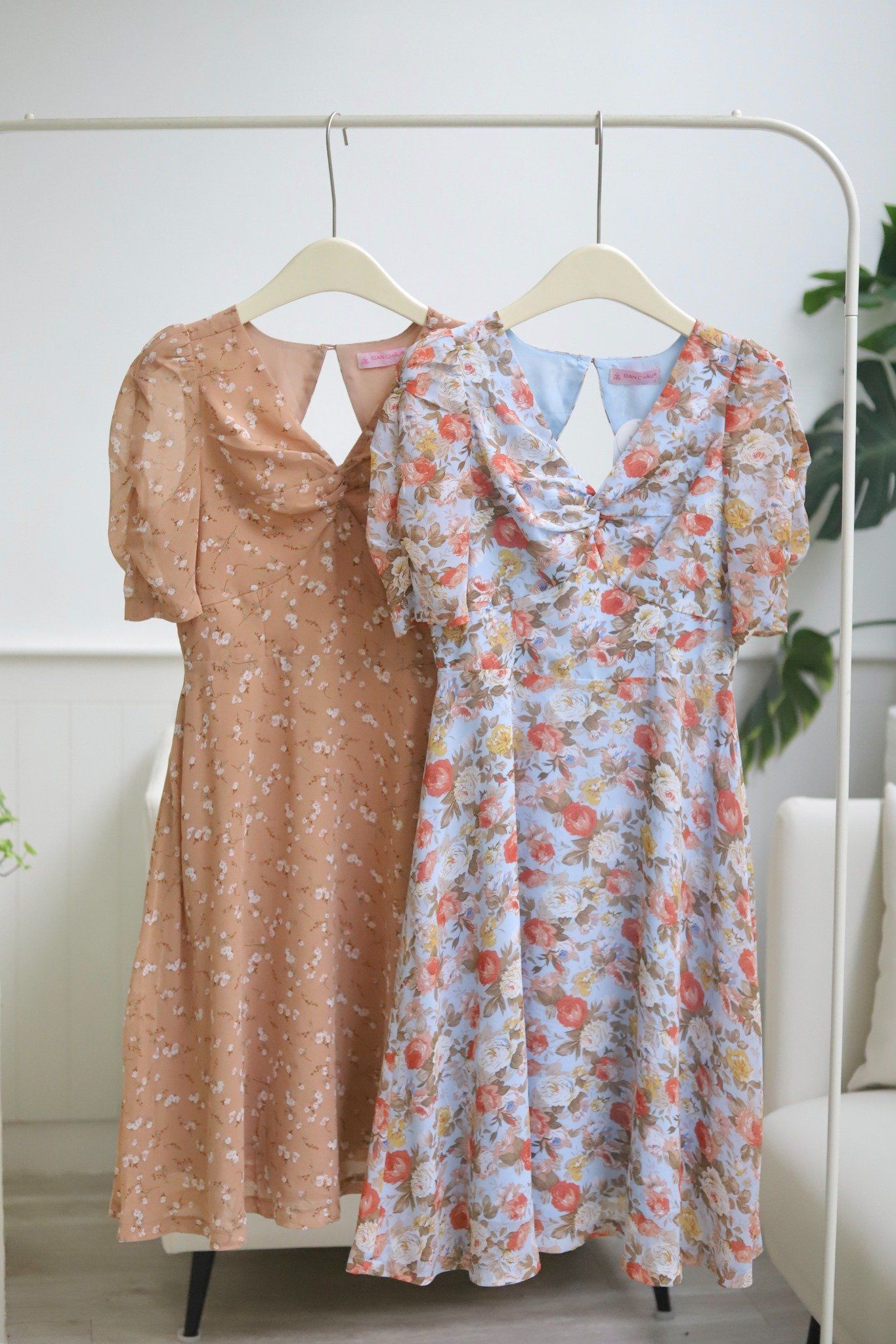  ĐẦM HOA NHẸ NHÀNG 3504 