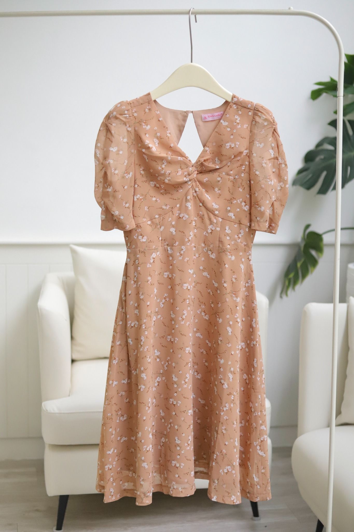  ĐẦM HOA NHẸ NHÀNG 3504 