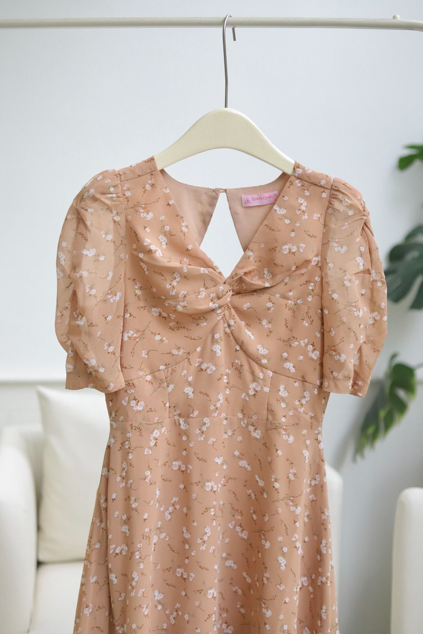  ĐẦM HOA NHẸ NHÀNG 3504 