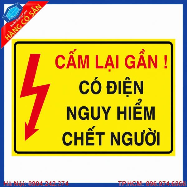 Biển cảnh báo có điện cao áp đảm bảo an toàn tại khu vực nguy hiểm
