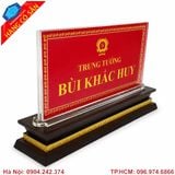 Biển chức danh để bàn cao cấp bằng mica