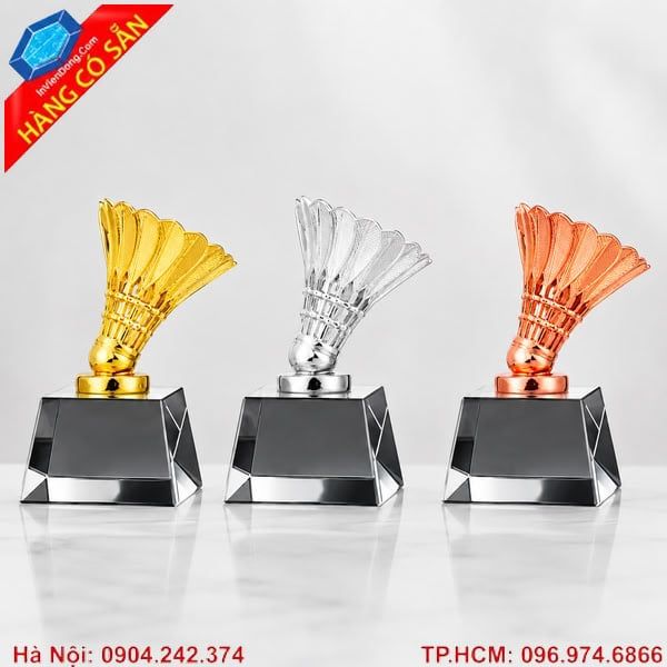 Cúp Cầu Lông Cao Cấp Có Sẵn Lấy Ngay – Thiết Kế Đẹp, Khắc Logo Theo Yêu Cầu