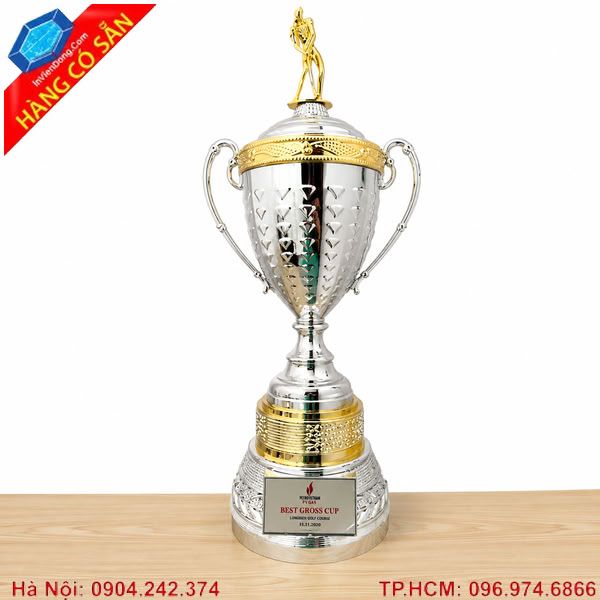 Cúp golf pha lê cao cấp khắc logo theo yêu cầu