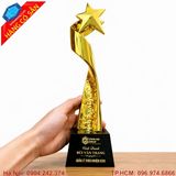 Cúp vinh danh ngành thẩm mỹ thiết kế sang trọng khắc logo theo yêu cầu