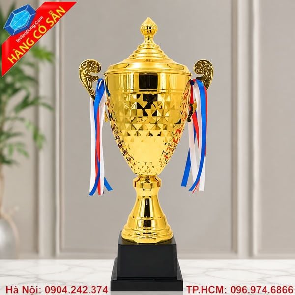 Cúp cầu lông cao cấp khắc logo theo yêu cầu