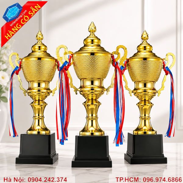 Cúp cầu lông cao cấp khắc logo theo yêu cầu
