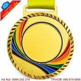 Huy chương vàng cao cấp mạ vàng sáng bóng dùng trao giải thể thao, giải chạy, hội thao và sự kiện doanh nghiệp.