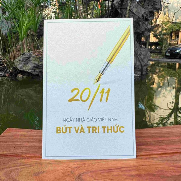 In thiệp 20/11 giá rẻ - có sẵn - lấy ngay