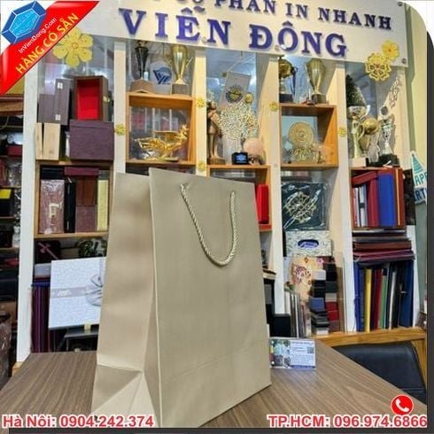 Túi giấy đựng quà cao cấp sang trọng