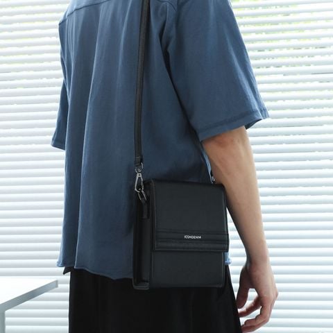 Túi Đeo Chéo Nam ICONDENIM Monobox Black Skin Form Vuông Đứng
