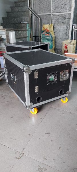 Tủ Rack 8U Có Quạt Tản Nhiệt