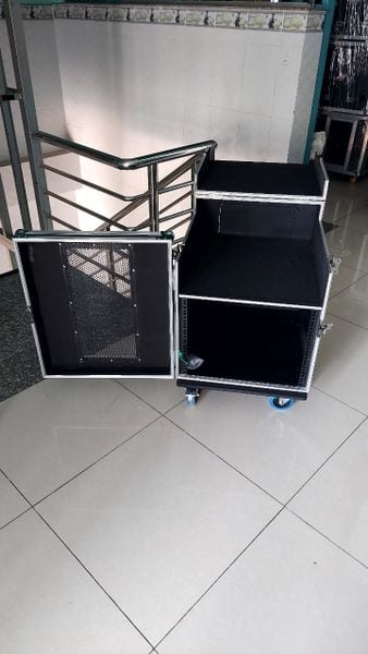 Tủ Rack 12U Có Quạt Tản Nhiệt