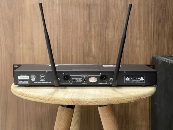 MICRO KHÔNG DÂY BFAUDIOPRO Si-10PLUS