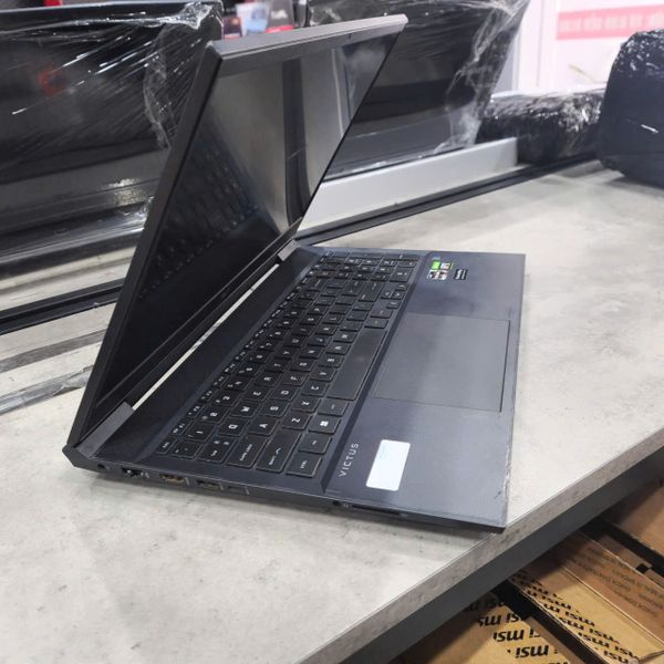 Laptop HP VICTUS 16-e0175AX 4R0U8PA (Ryzen™ 5-5600H | 16GB | 512GB SSD | RTX 3050 4GB | 16.1 inch FHD | Win 11 ) 2ND BH 1 THÁNG