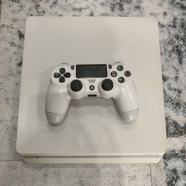 Máy Chơi Game Sony Playstation 4 QSD BH 1 THÁNG + KÈM 1 TAY CẦM PS4
