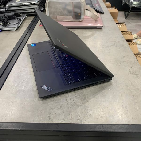 LAPTOP LENOVO THINKPAD P14s Gen 4 CORE I5-1340P | RTX A500 4GB | 16GB RAM | 256GB SSD | 14